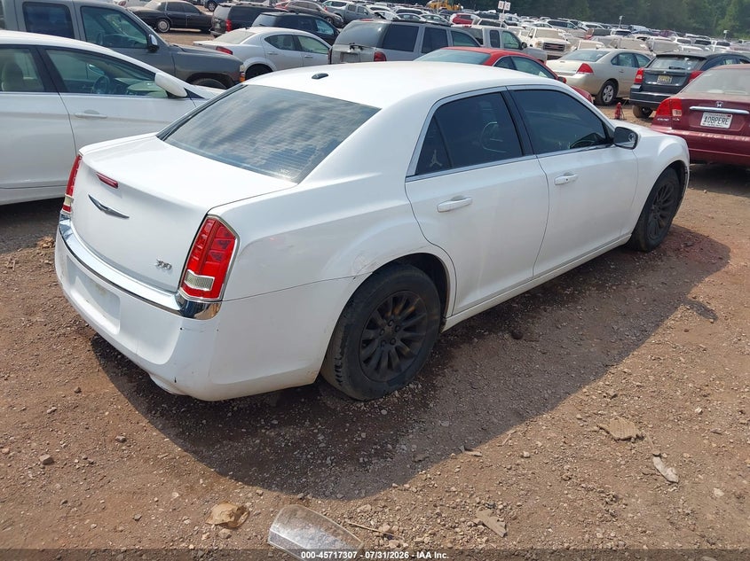 2012 CHRYSLER 300 auction photo 4
