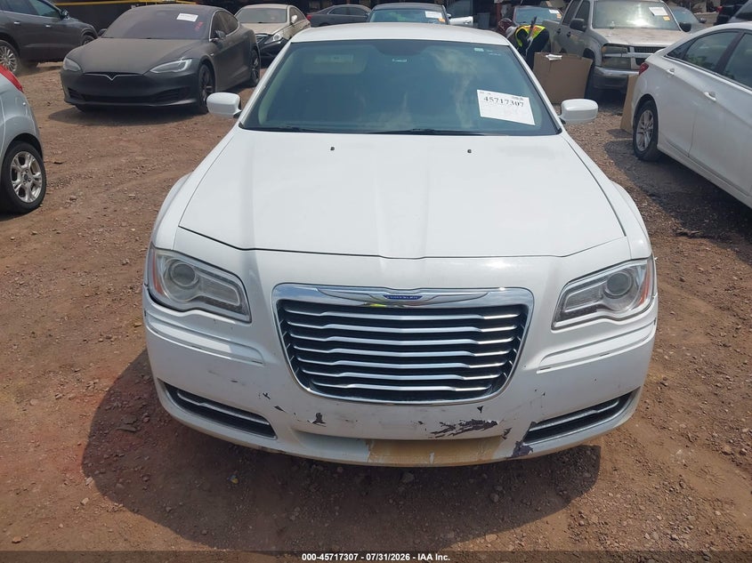 2012 CHRYSLER 300 auction photo 6