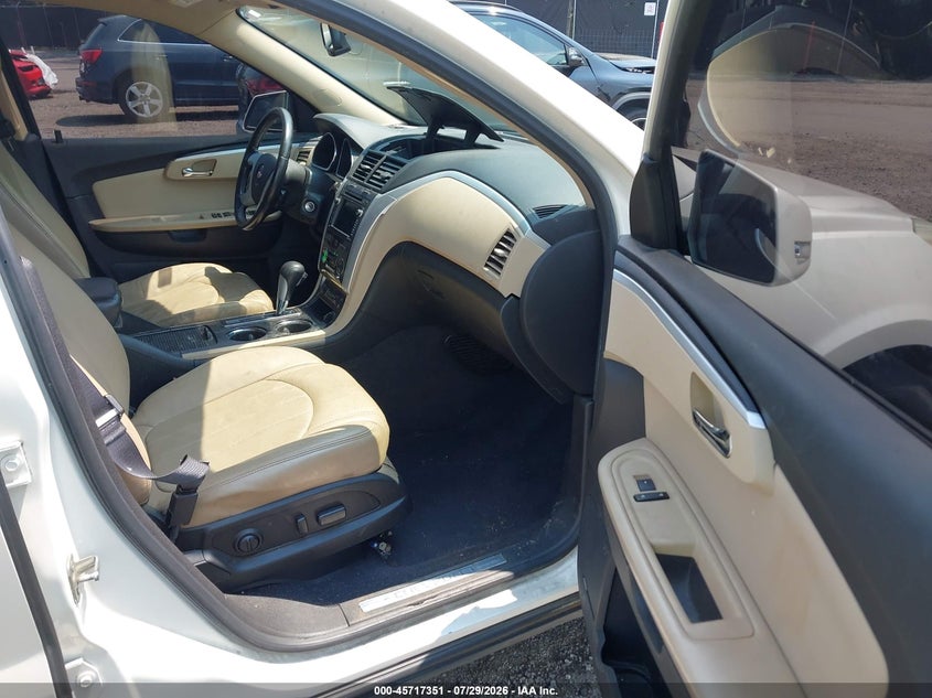 2012 CHEVROLET TRAVERSE auction photo 5