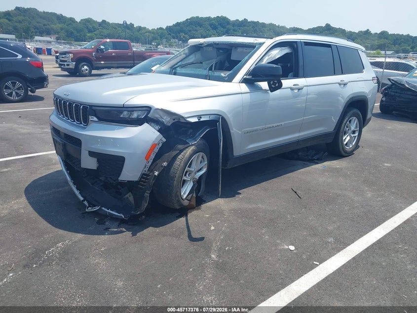 2021 JEEP GRAND CHEROKEE L auction photo 2