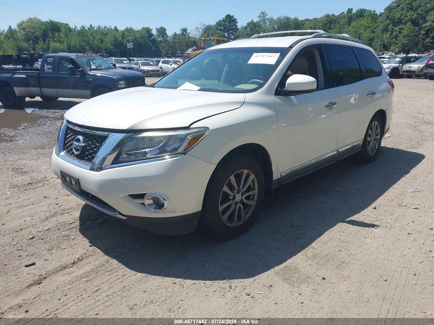 2013 NISSAN PATHFINDER auction photo 2