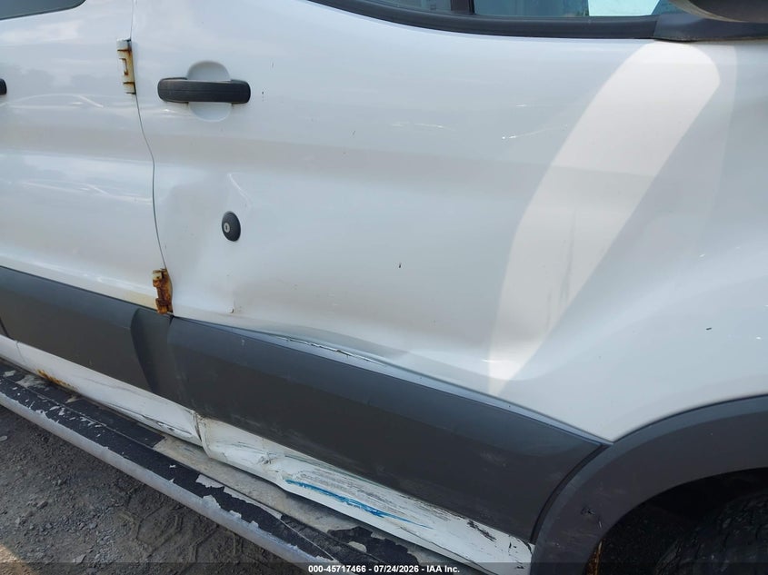 2015 FORD TRANSIT-250 auction photo 6
