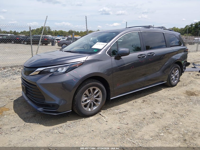 Vin: 5tdbrkec0ss238508, lot: 46216175, toyota sienna le 20252