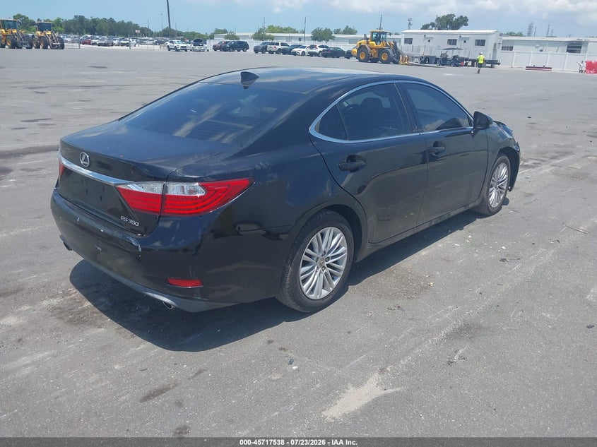 2015 LEXUS ES 350 auction photo 4