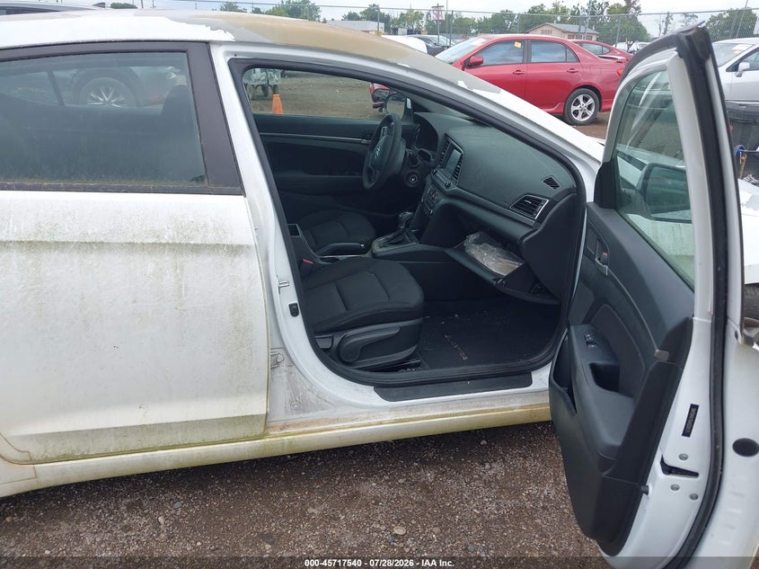 2018 HYUNDAI ELANTRA auction photo 5