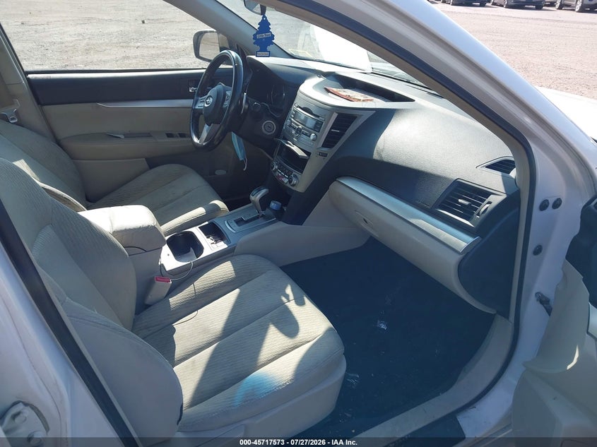 2010 SUBARU LEGACY auction photo 5