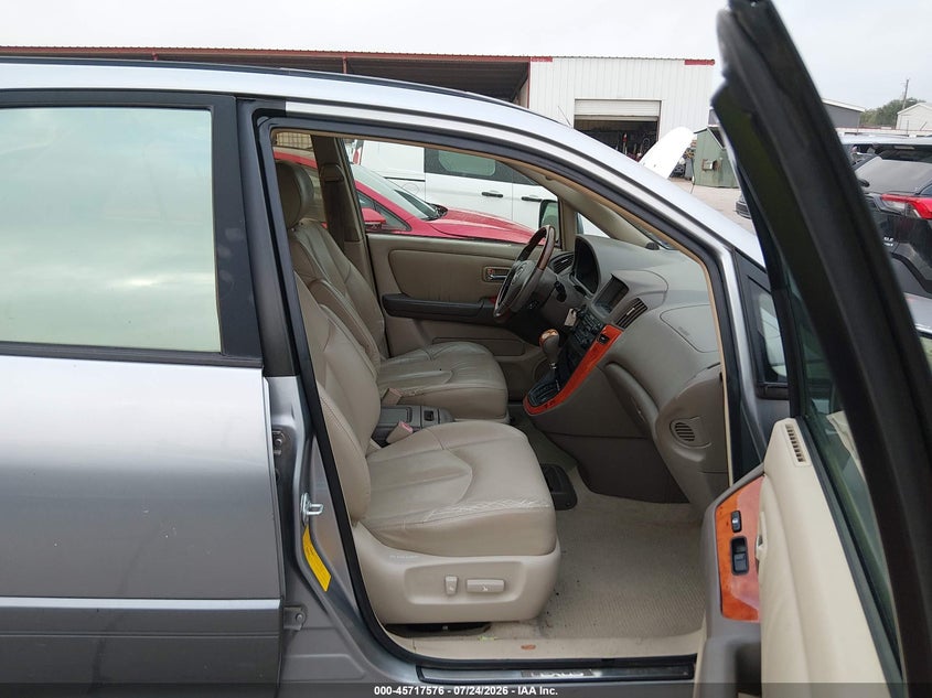 2002 LEXUS RX 300 auction photo 5