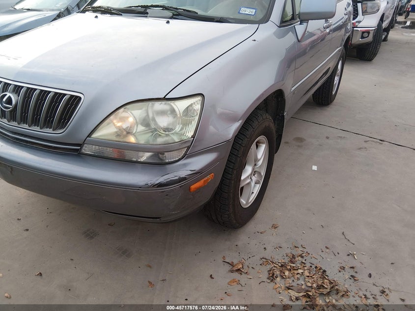 2002 LEXUS RX 300 auction photo 6