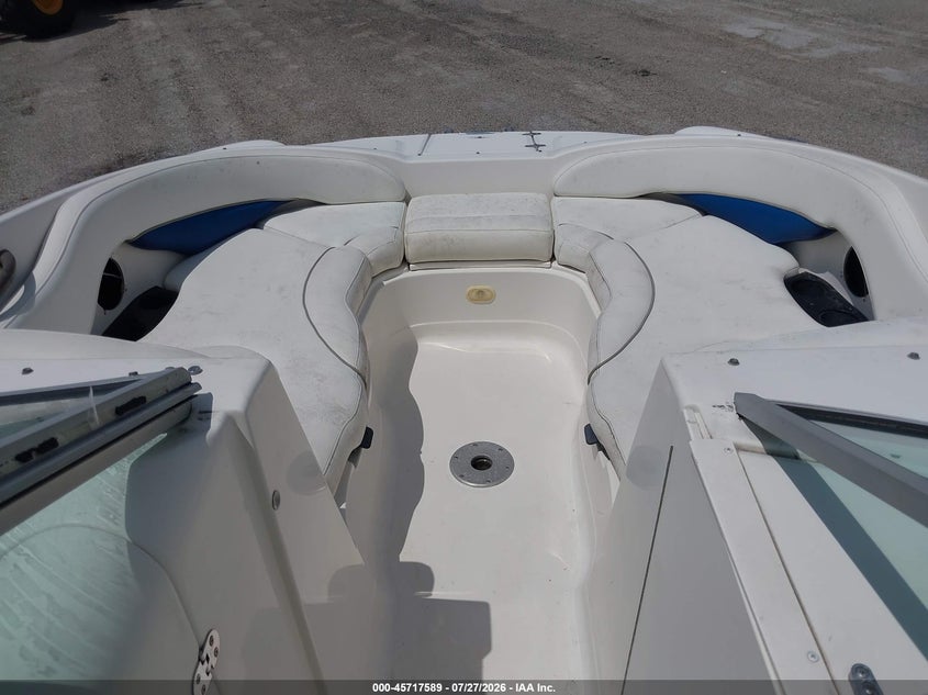 2004 MONTEREY 23' auction photo 5