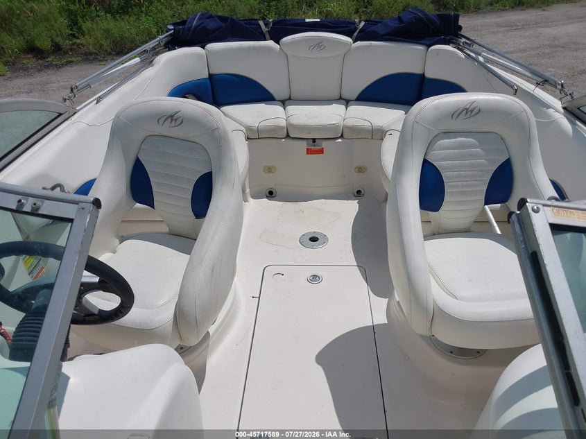 2004 MONTEREY 23' auction photo 8