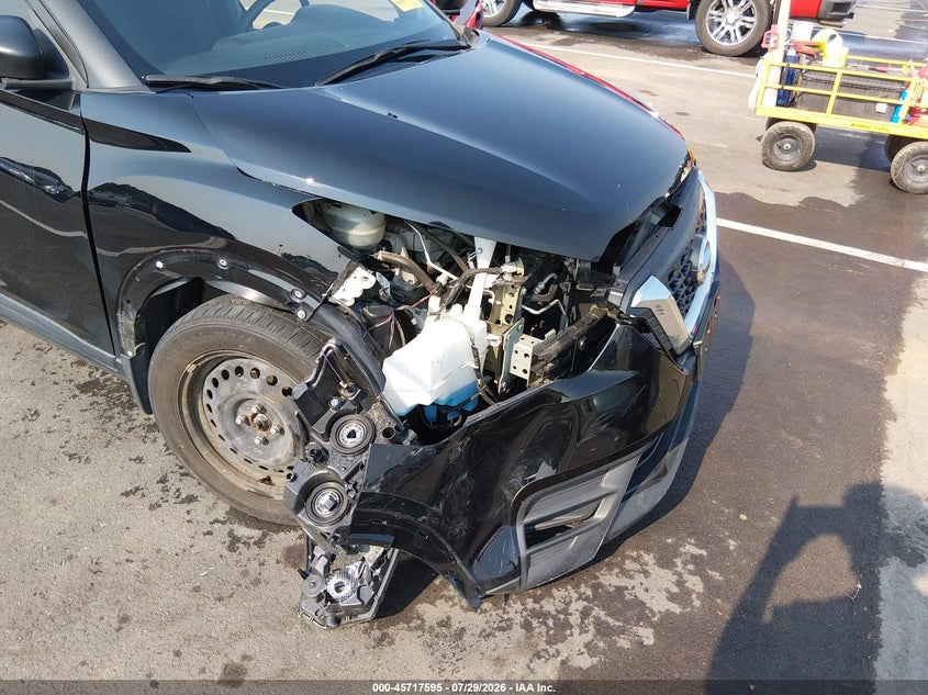 2020 NISSAN KICKS auction photo 6