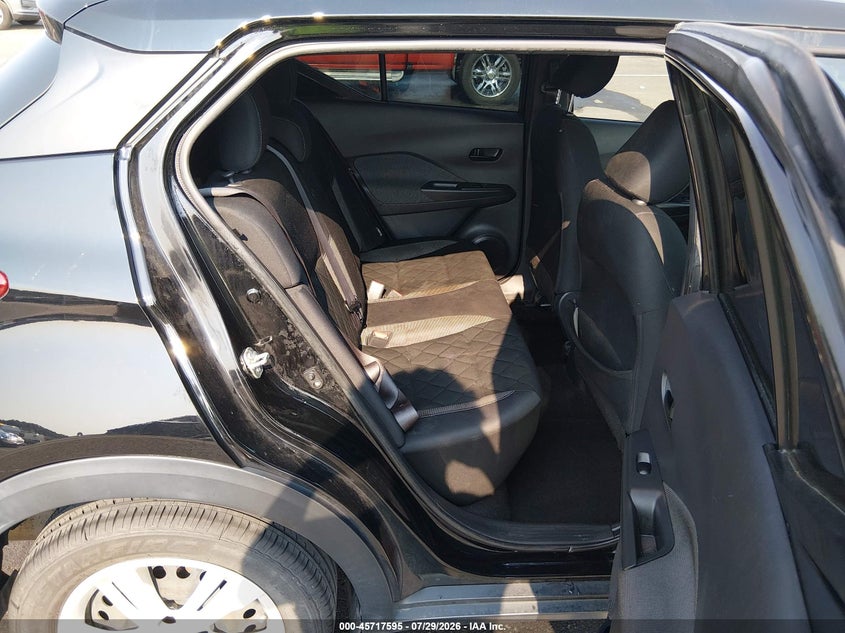 2020 NISSAN KICKS auction photo 8
