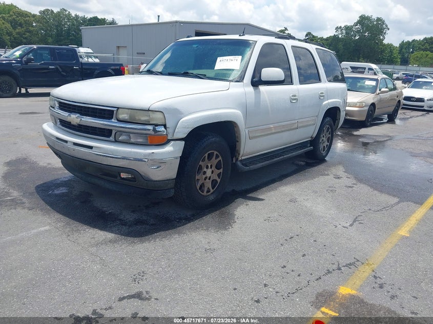 2005 CHEVROLET TAHOE auction photo 2