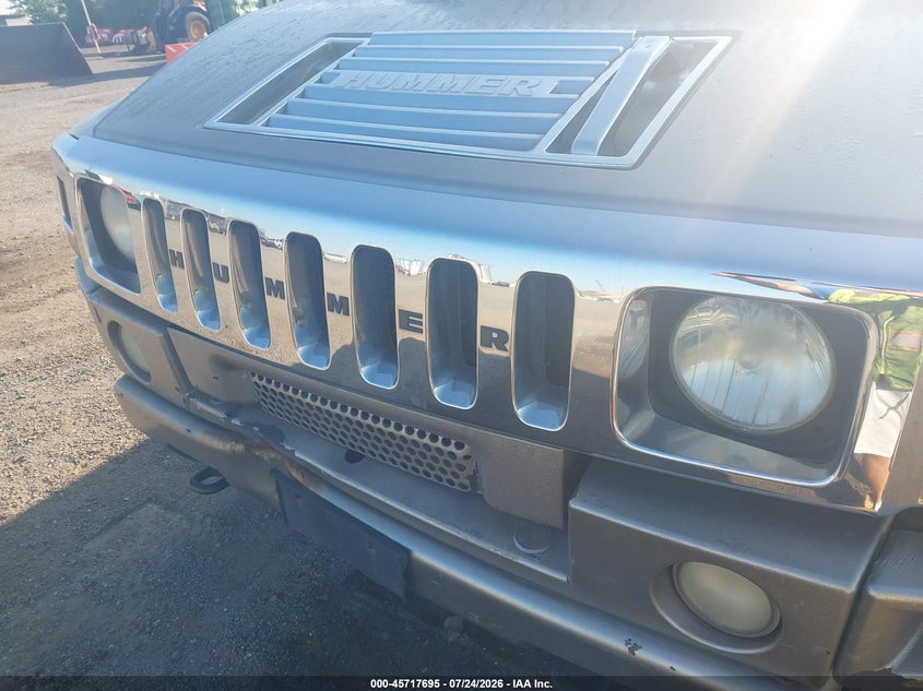 2005 HUMMER H2 SUV auction photo 6