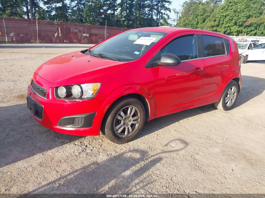 2015 CHEVROLET SONIC auction photo 2