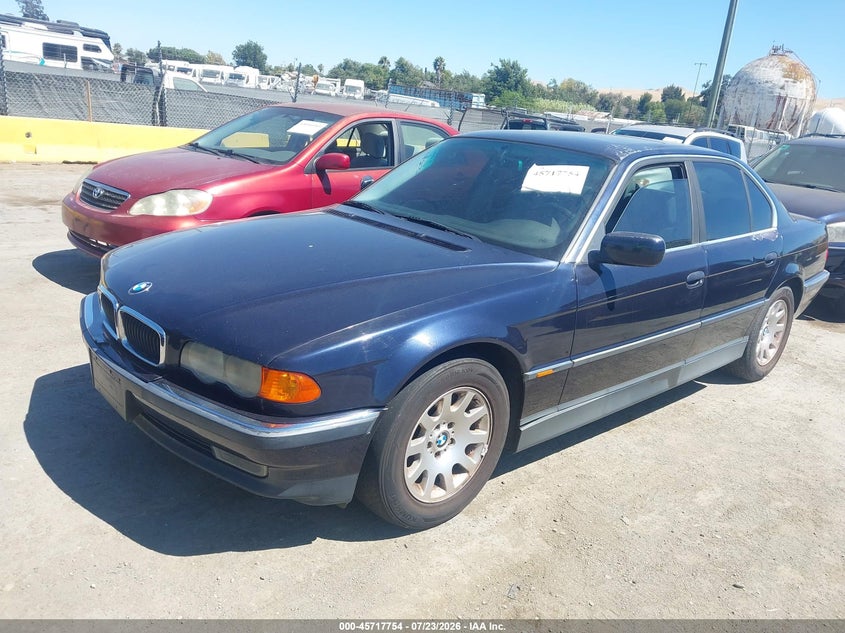 1999 BMW 740IA auction photo 2