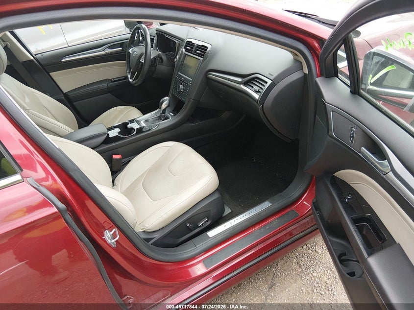 2014 FORD FUSION auction photo 5