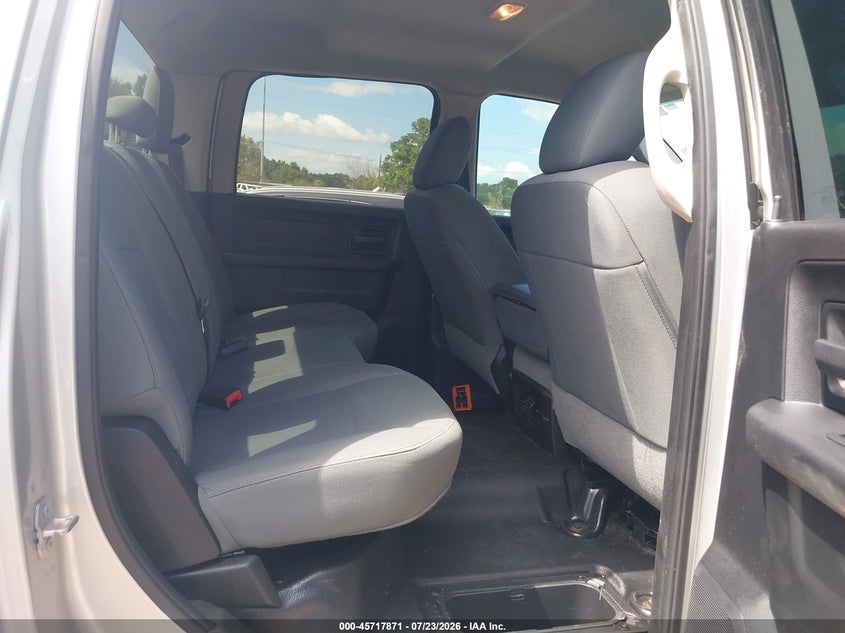 2016 RAM 2500 auction photo 8