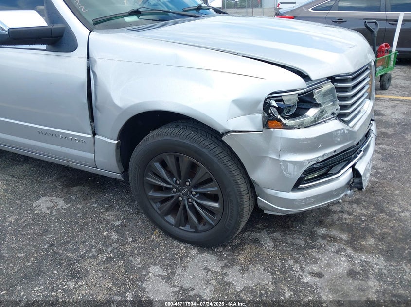 2016 LINCOLN NAVIGATOR auction photo 6