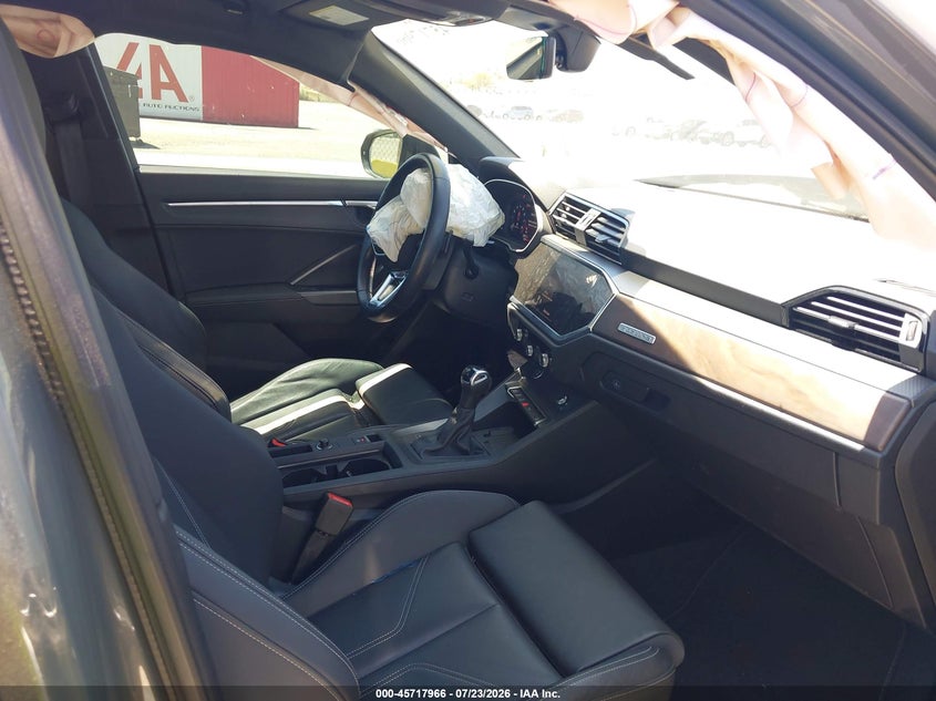 2024 AUDI Q3 auction photo 5