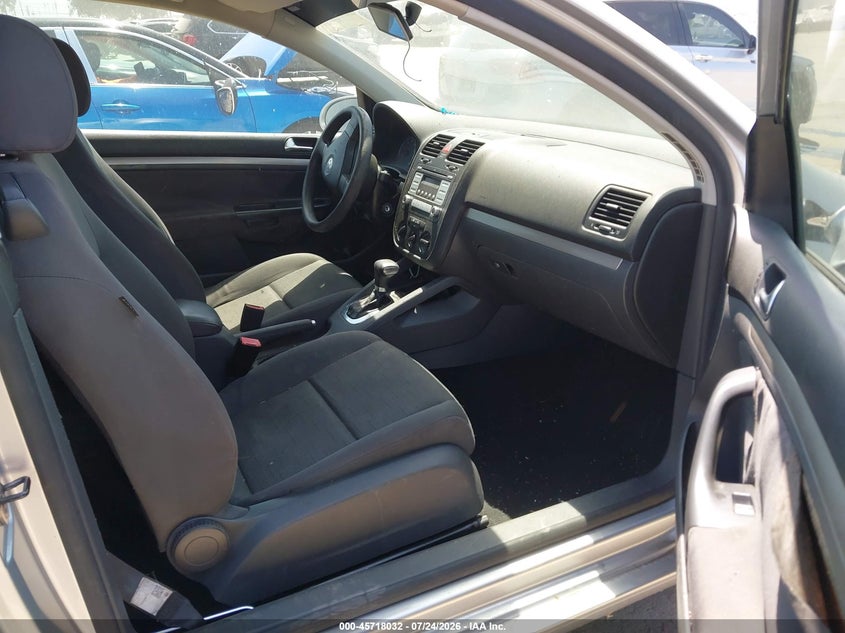 2009 VOLKSWAGEN RABBIT auction photo 5