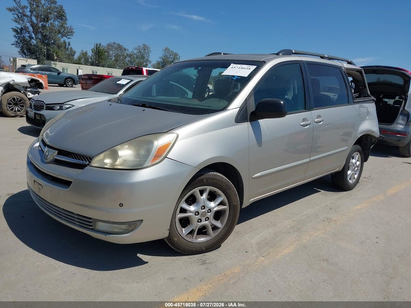 2004 Toyota Sienna, Левый зад, IAAI, VIN 5TDZA22C64S220169 — фото 2