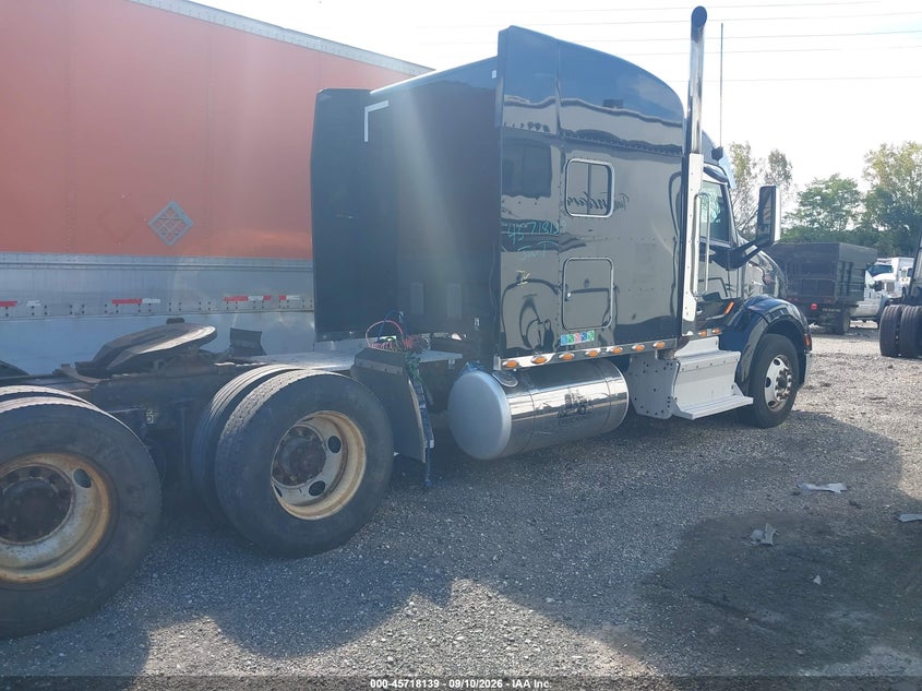 2016 PETERBILT 579 auction photo 4