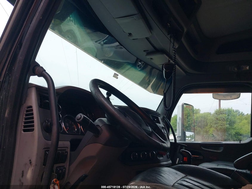 2016 PETERBILT 579 auction photo 7