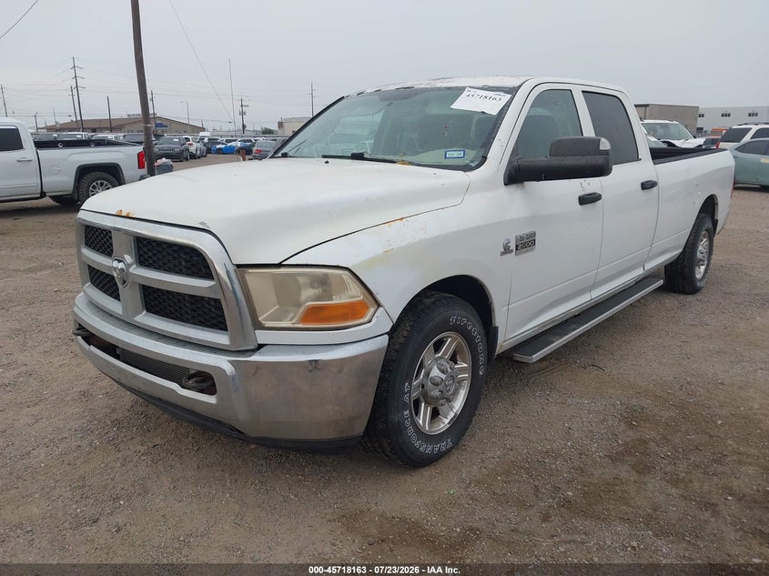 Vin: 3d7tp2cl5bg636153, lot: 46216845, ram 2500 st 20112