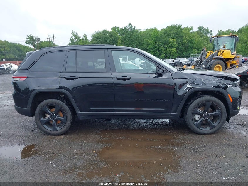 JEEP GRAND CHEROKEE - zdjęcie 13