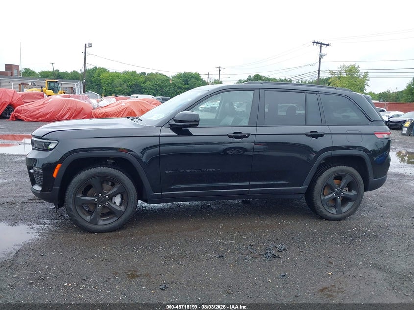 JEEP GRAND CHEROKEE - zdjęcie 14