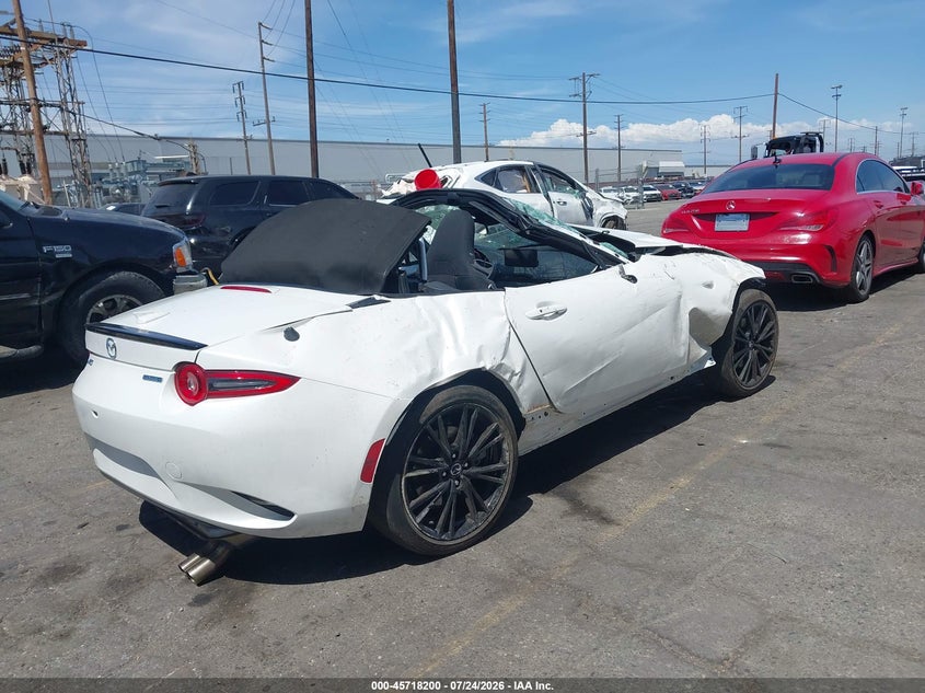Vin: jm1ndac70s0652127, lot: 46216882, mazda mx-5 miata club 20254