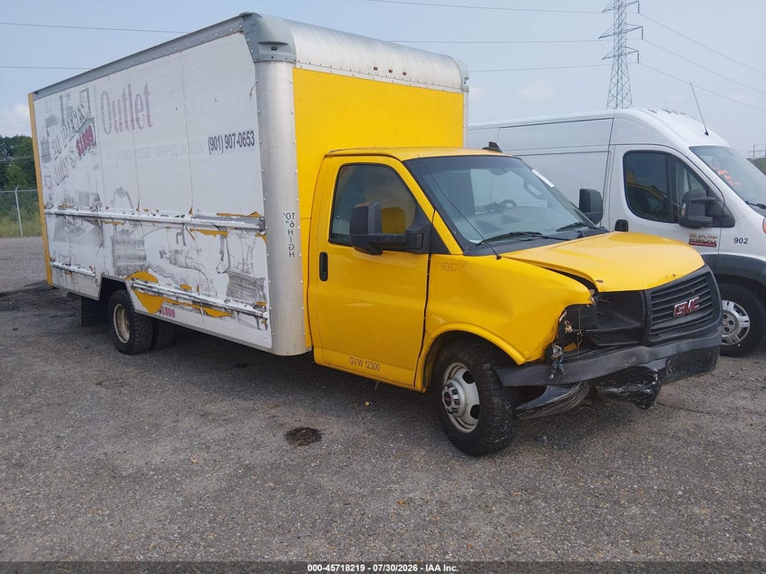 2017 GMC SAVANA CUTAWAY auction photo 1