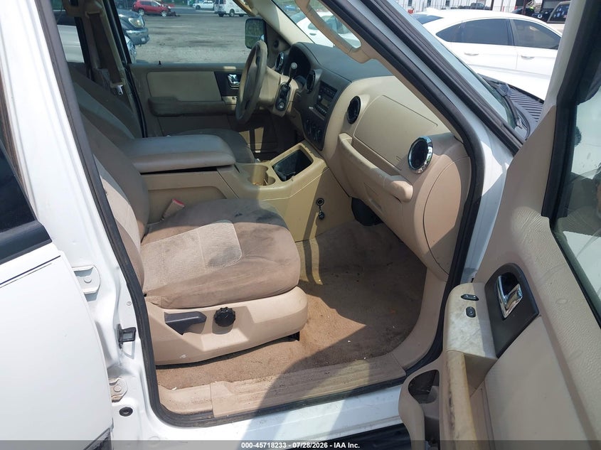 2006 FORD EXPEDITION auction photo 5