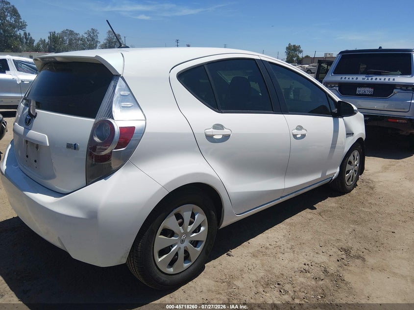 Vin: jtdkdtb35d1036871, lot: 46216942, toyota prius c two 20134