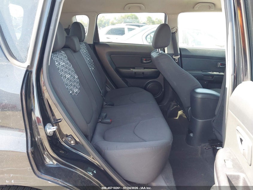 2011 KIA SOUL auction photo 8