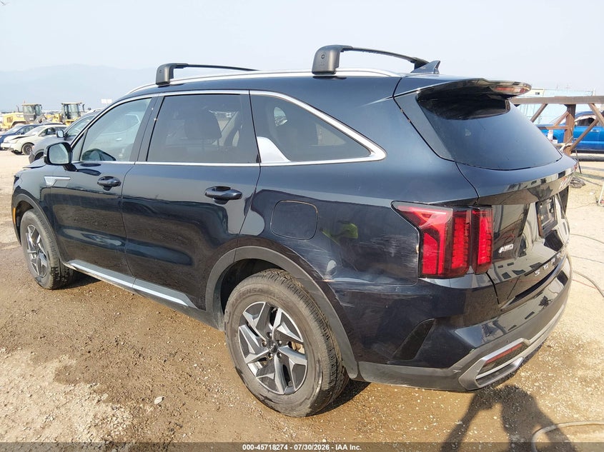2022 KIA SORENTO HYBRID auction photo 3