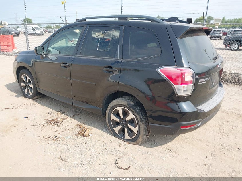 Vin: jf2sjaec4hh403508, lot: 46216962, subaru forester 2.5i premium 20173