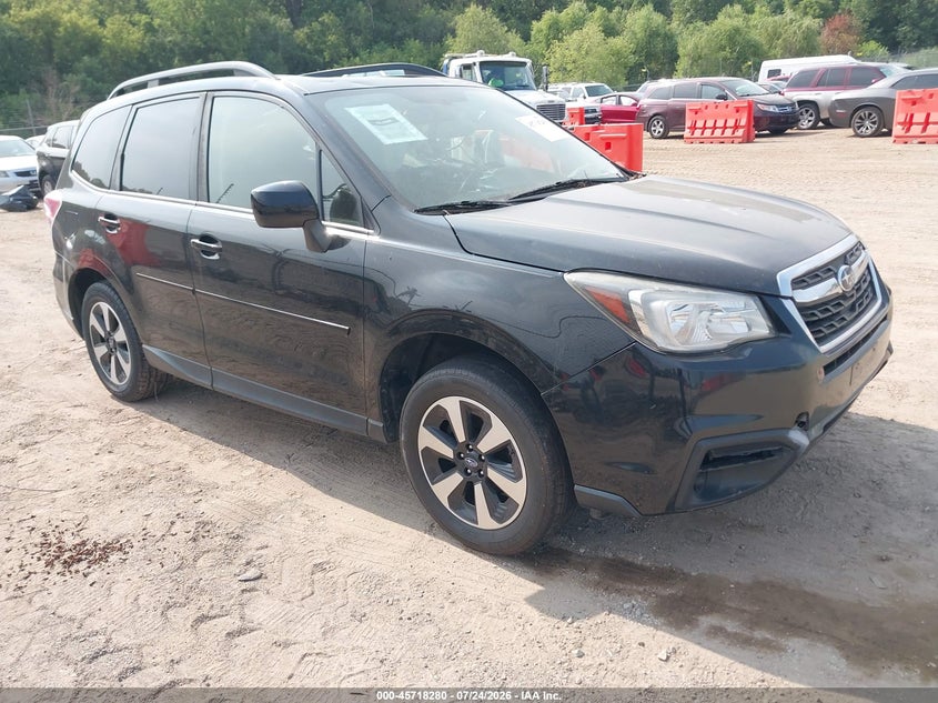 2017 SUBARU FORESTER auction photo 1