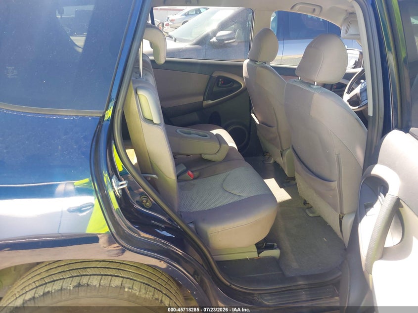 2007 TOYOTA RAV4 auction photo 8