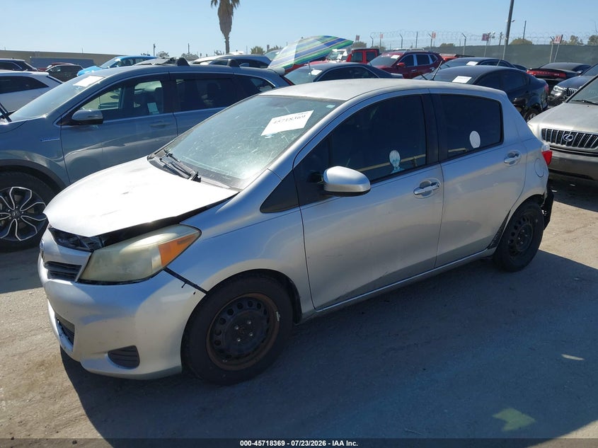 Vin: jtdktud34cd521909, lot: 46217051, toyota yaris le 20122