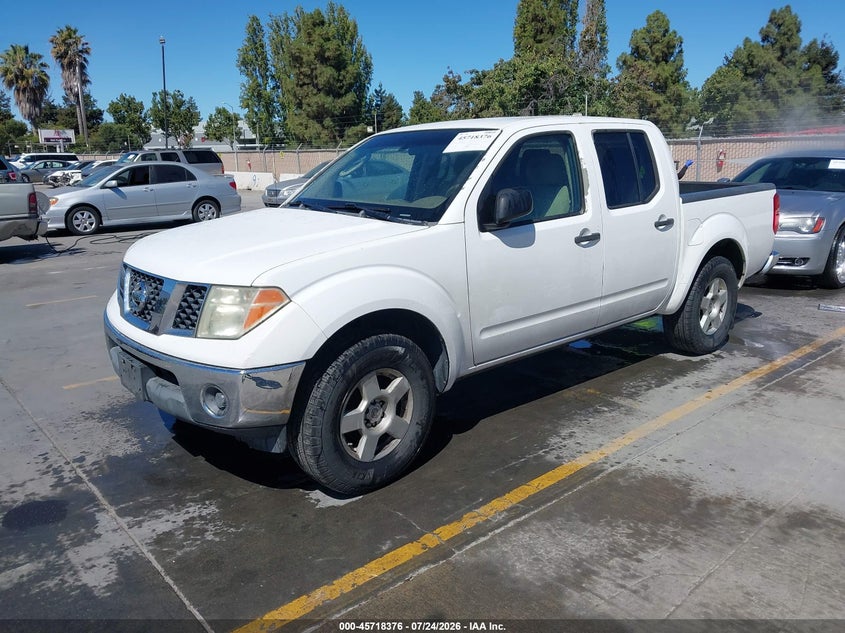 2005 NISSAN FRONTIER 2WD auction photo 2