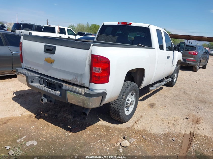 2013 CHEVROLET SILVERADO 2500HD auction photo 4