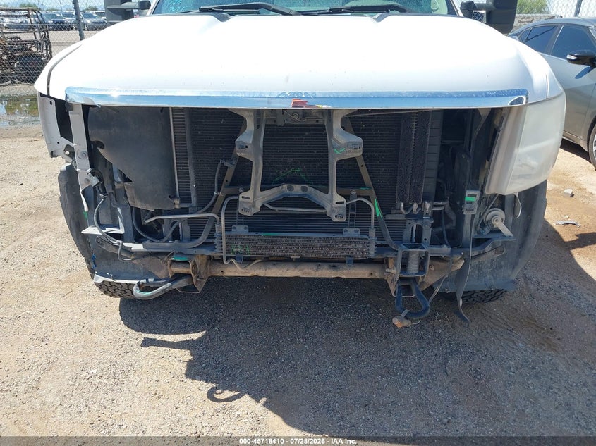 2013 CHEVROLET SILVERADO 2500HD auction photo 6