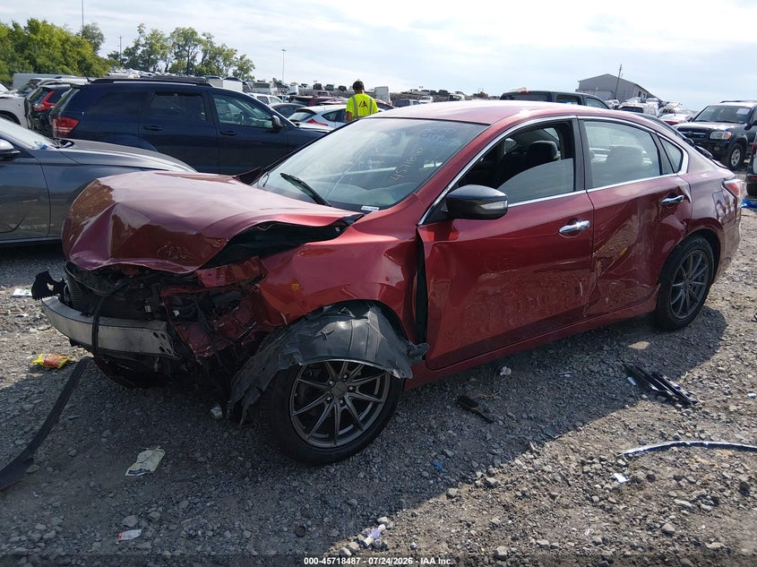 2015 NISSAN ALTIMA auction photo 2