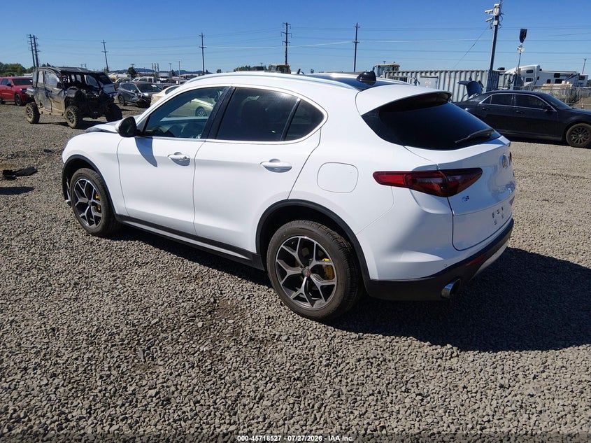 2019 ALFA ROMEO STELVIO auction photo 3