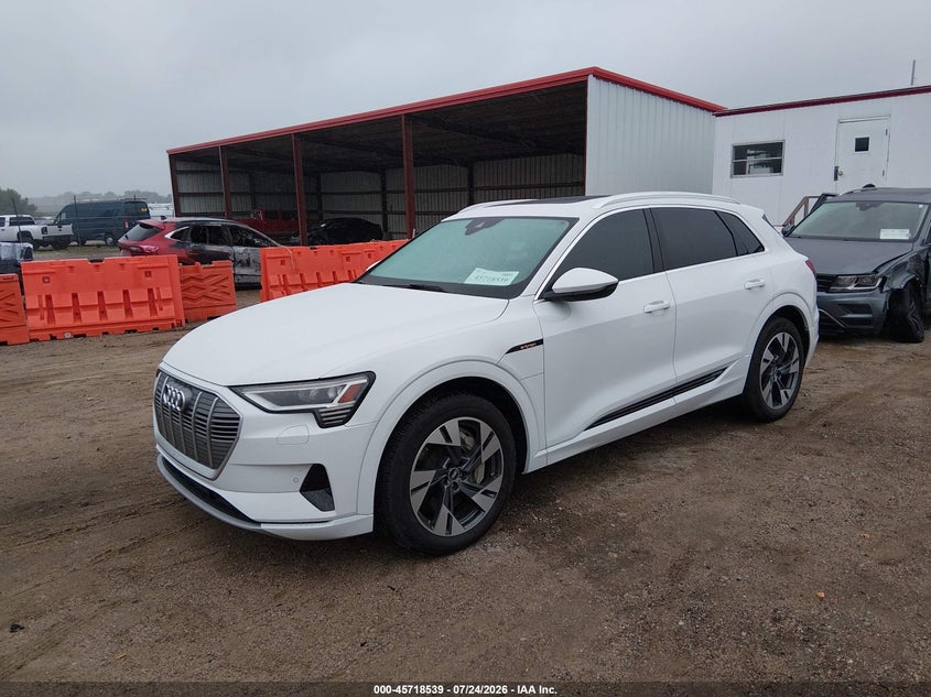2021 AUDI E-TRON auction photo 6