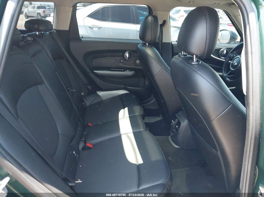 2016 MINI CLUBMAN auction photo 8
