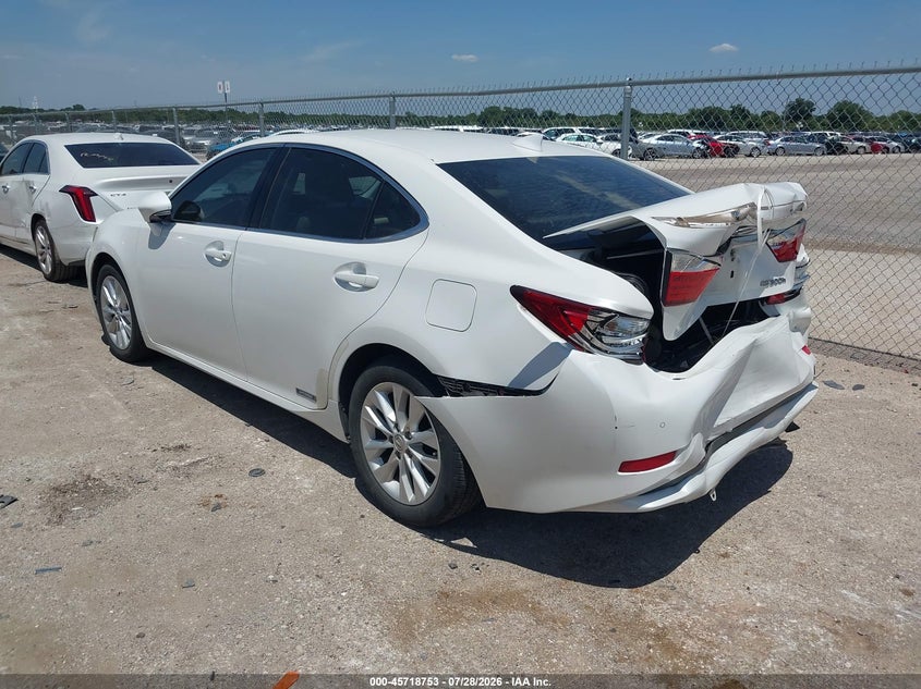 Vin: jthbw1gg6f2083350, lot: 46217435, lexus es 300h 20153