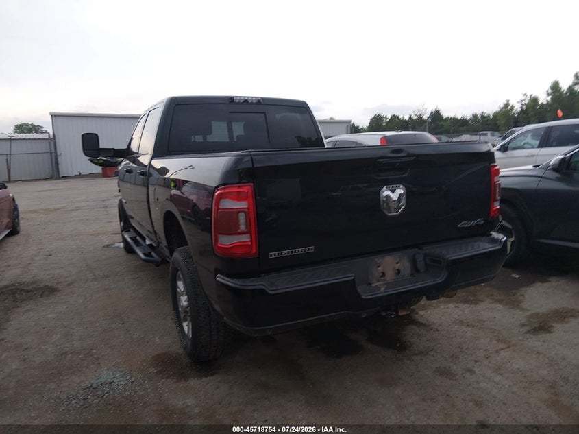 Vin: 3c6ur5dl5lg115113, lot: 46217436, ram 2500 big horn  4x4 6'4 box 20203